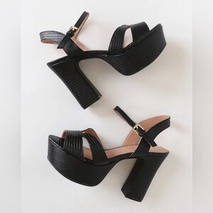 NEW Chinese Laundry Black Platform Block Heel Sandals